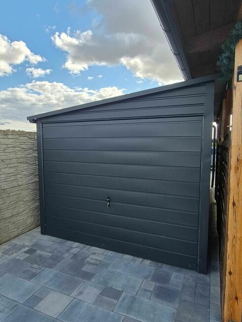 Garaż blaszany 3x5 grafitowy jednospadowy na bok brama uchylna