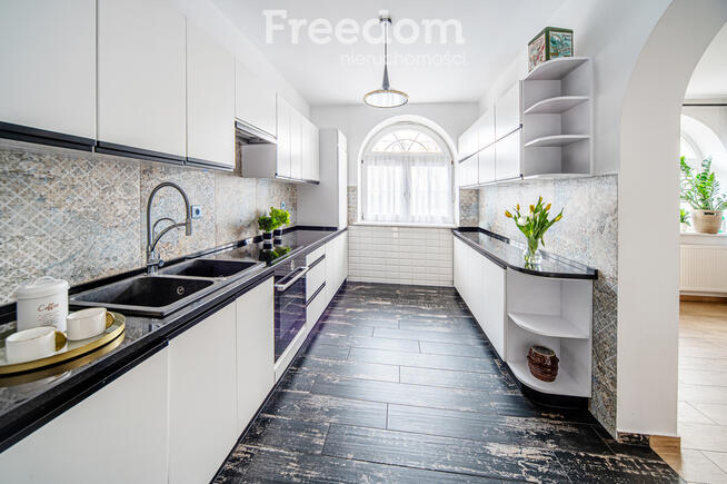 Kajetany – dom dla rodziny, firmy, inwestora