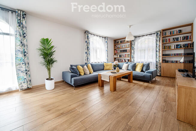 Kajetany – dom dla rodziny, firmy, inwestora