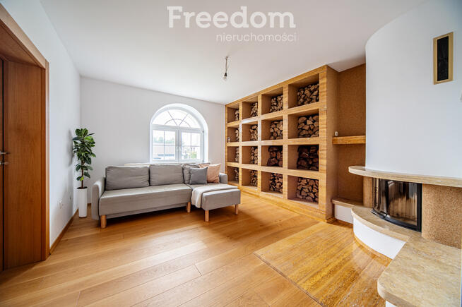 Kajetany – dom dla rodziny, firmy, inwestora