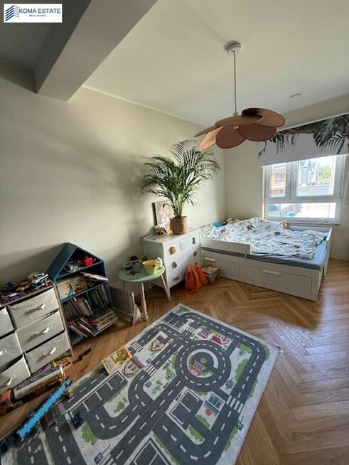 Dom Warszawa Białołęka, Renesansowa