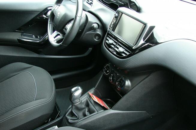 Peugeot 208 1.2 E 90 KM Klima