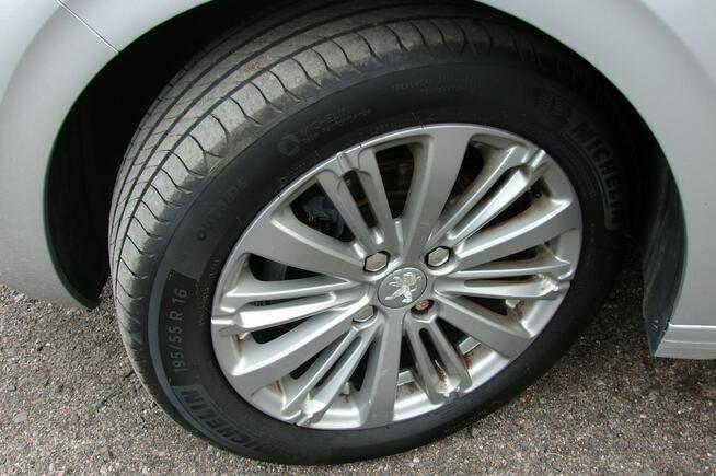 Peugeot 208 1.2 E 90 KM Klima