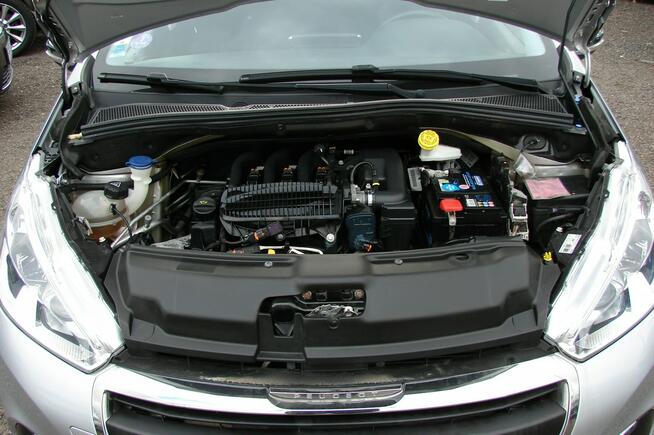 Peugeot 208 1.2 E 90 KM Klima