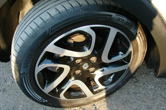 Renault Captur 1.5 DCI 110 KM Nawi Bogata Wersja