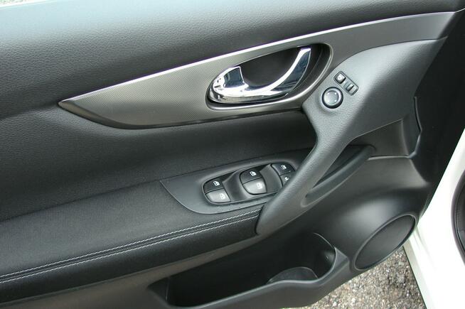 Nissan Qashqai 1.5 DCI 110 KM Nawi Panorama