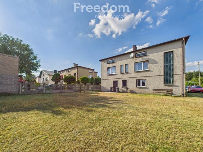 Piętrowy dom w cichej okolicy Siewierza