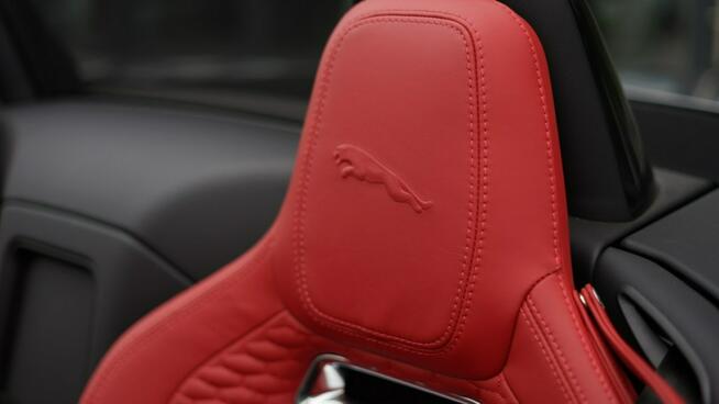 F-Type 2.0 I4 300KM RWD Auto R-Dynamic Black-Salon PL, Serwisowany JLR