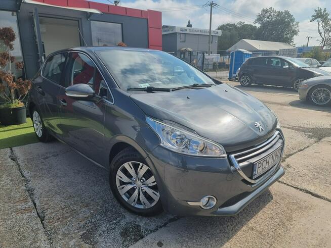 Peugeot 208 navi,klimatronik,czujniki parkowania