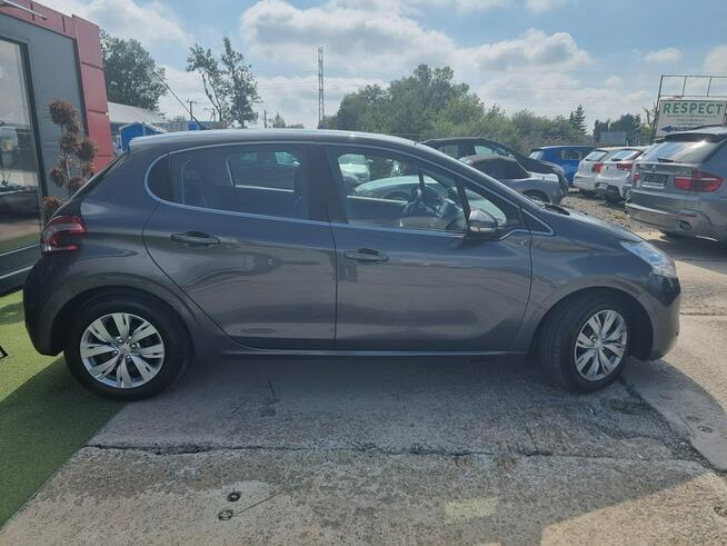 Peugeot 208 navi,klimatronik,czujniki parkowania