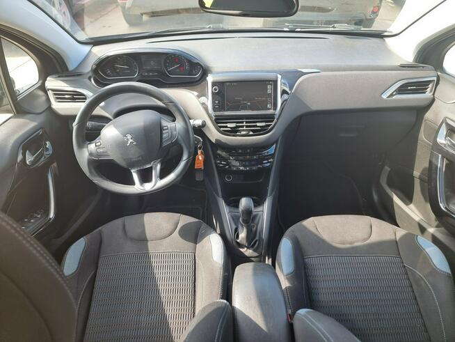 Peugeot 208 navi,klimatronik,czujniki parkowania