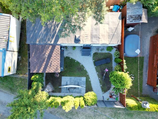 Domek holenderski przy jeziorze Pławniowice