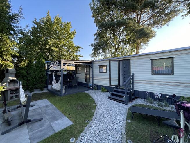 Domek holenderski przy jeziorze Pławniowice