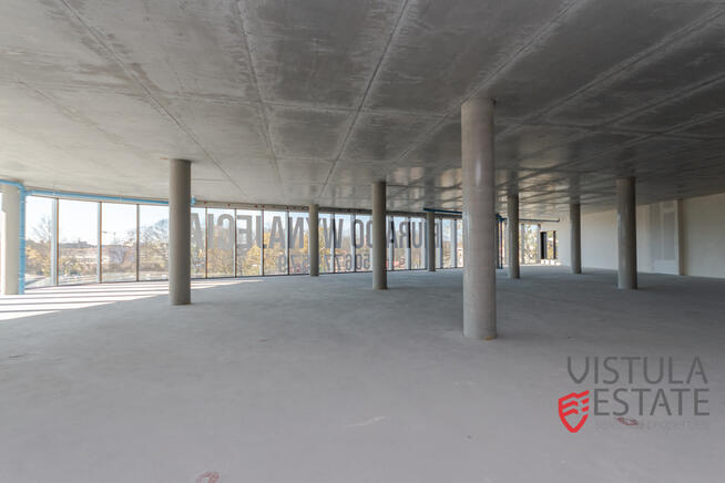Lokal biurowy w nowoczesnym budynku, 455 m2