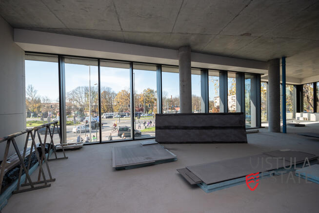 Lokal biurowy w nowoczesnym budynku, 230 m2