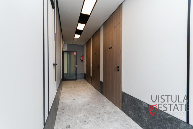 Lokal biurowy w nowoczesnym budynku, 230 m2