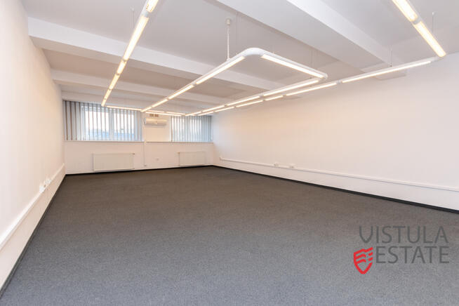 Lokal biurowy 221 m2 z parkingiem