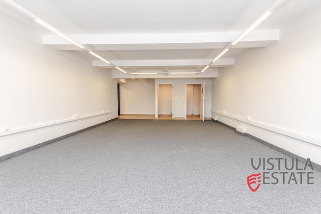 Lokal biurowy 221 m2 z parkingiem