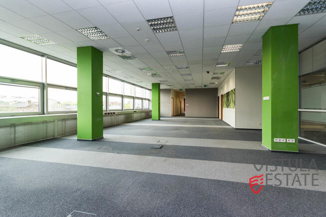 Lokal biurowy 943 m2