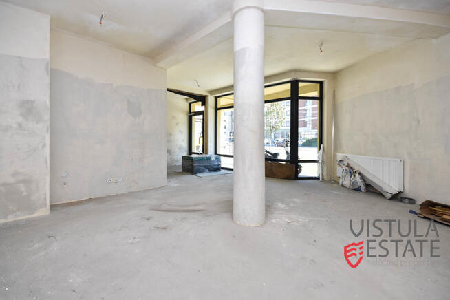 Lokal parterowy w rejonie Placu Bohaterów Getta