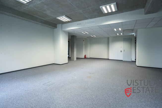 Lokal na pierwszym piętrze biurowca 727,99 m2