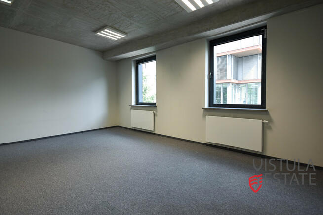 Lokal na pierwszym piętrze biurowca 727,99 m2