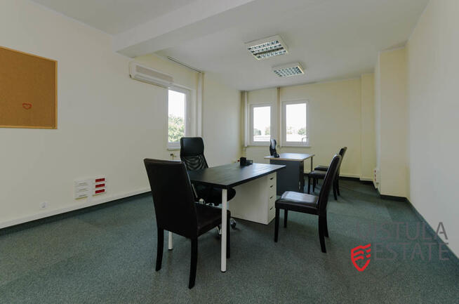 Lokal biurowy z parkingiem