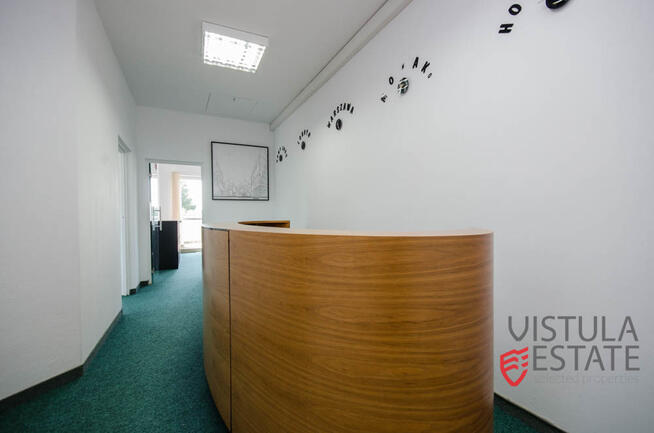 Lokal biurowy z parkingiem