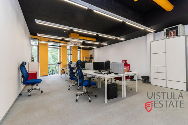 Lokal biurowy w wysokim standardzie 695 m2
