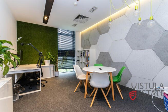 Lokal biurowy w wysokim standardzie 695 m2