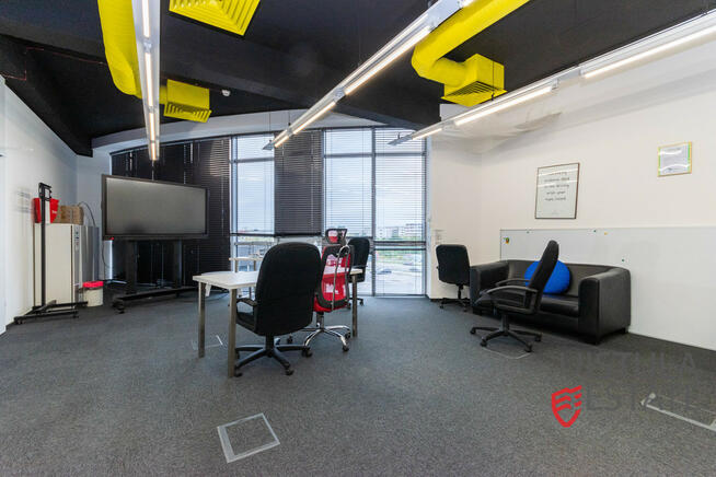 Lokal biurowy w wysokim standardzie 695 m2