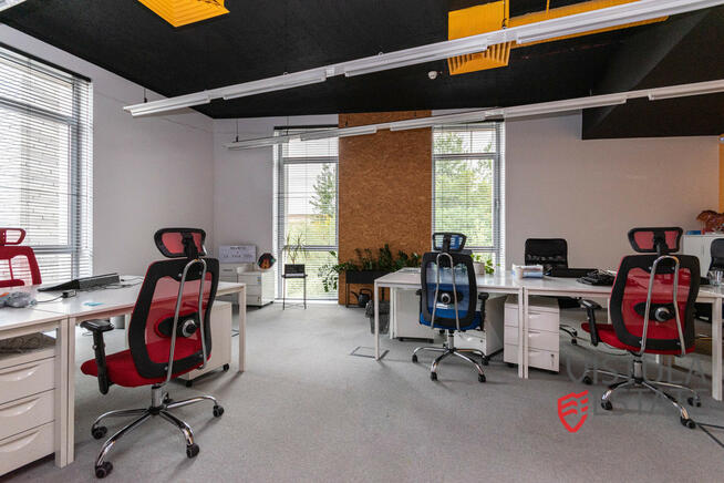 Lokal biurowy w wysokim standardzie 695 m2