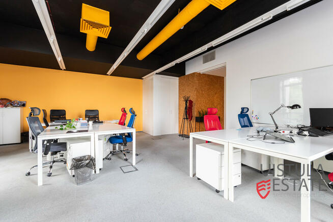 Lokal biurowy w wysokim standardzie 695 m2