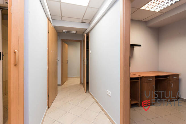 Lokal witrynowy na poziomie -1