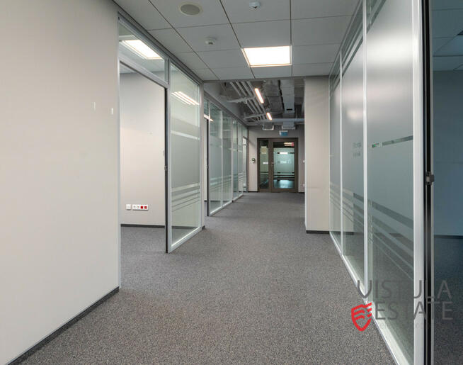 Lokal biurowy z pięknym widokiem 261,63 m2