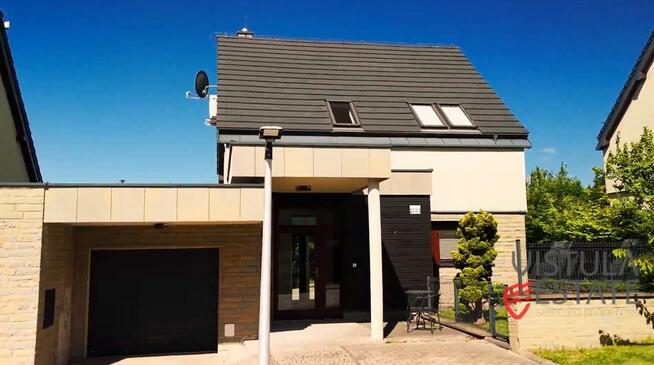 Dom na ekskluzywnym osiedlu "Parkowe Wzgórze"