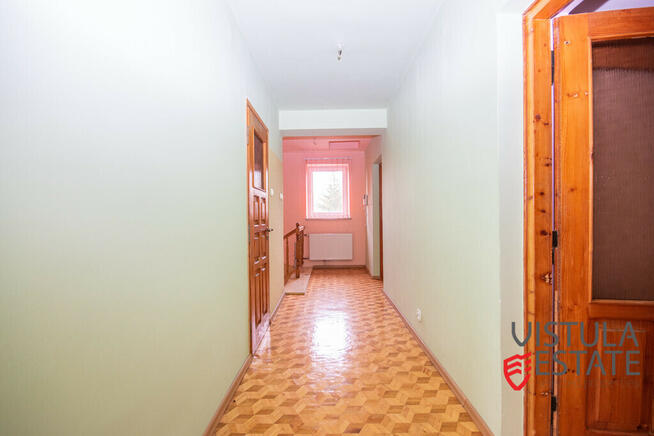 Przestronny dom z ogrodem, który może być twój