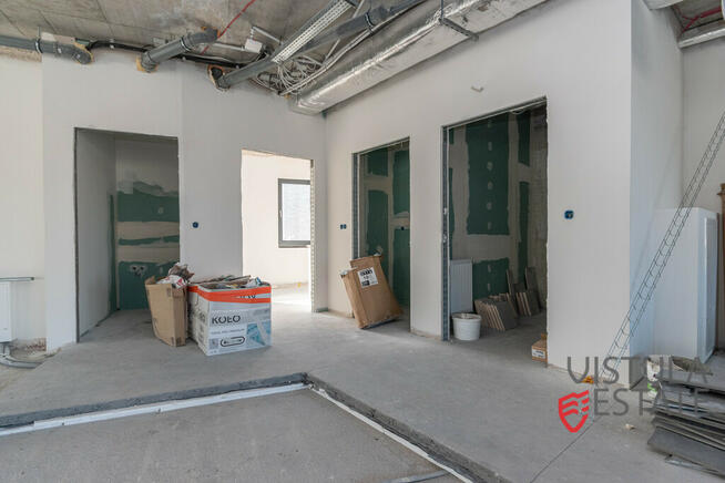 LOKAL BIUROWY W NOWOCZESNYM BUDYNKU 335 M2