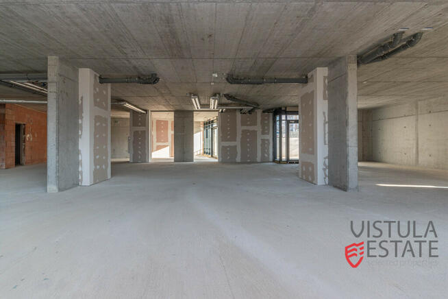 LOKAL PARTEROWY 330 M2 NA NOWYM OSIEDLU