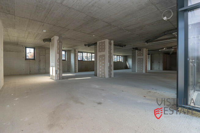 LOKAL PARTEROWY 330 M2 NA NOWYM OSIEDLU