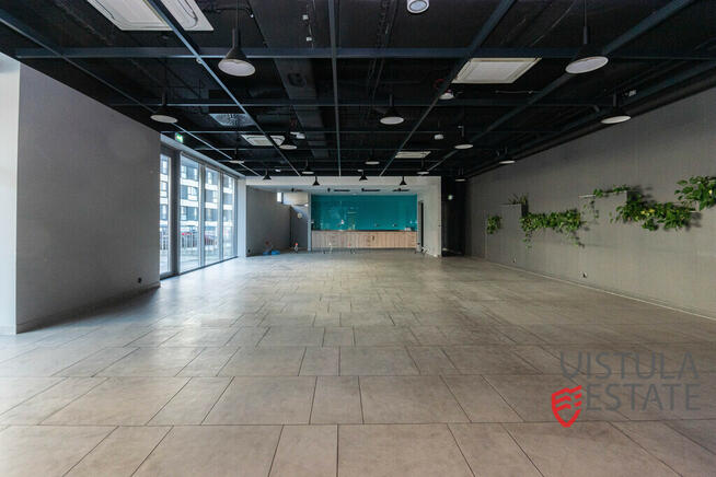 LOKAL GASTRONOMICZNY 200 M2 NA PARTERZE