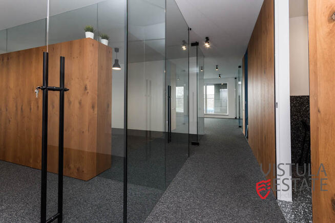 Do wynajęcia lokal biurowo-usługowy Zabłocie