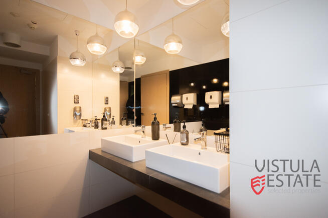 Lokal biurowy przy ul. Kobierzyńskiej 150 m2