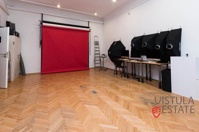 Lokal biurowo-usługowy w sąsiedztwie Rynku