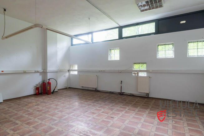 Lokal parterowy na parterze bloku | 74 m2