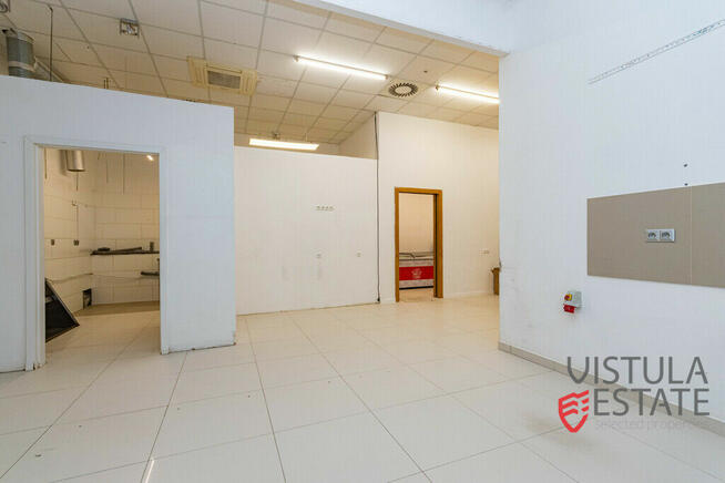 LOKAL W BUDYNKU HANDLOWYM | 98 m2