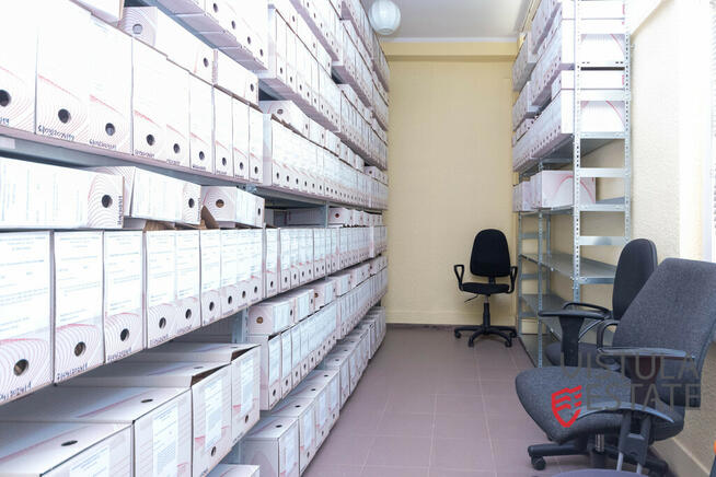 Lokal parterowy na parterze bloku | 70 m2