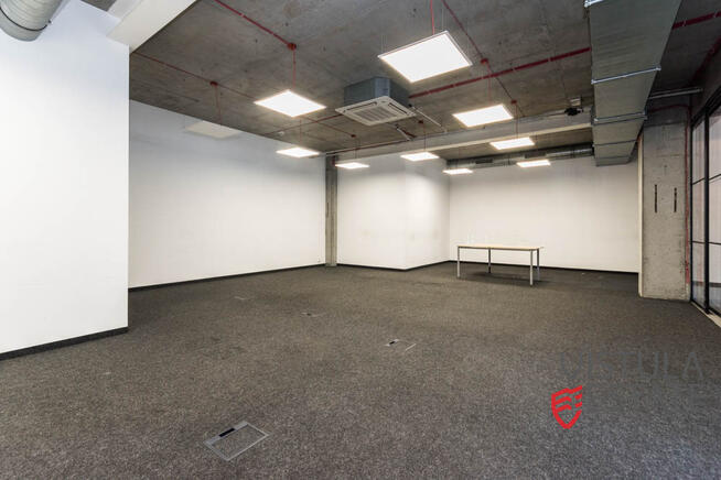 Lokal parterowy, witrynowy z parkingiem/Grzegórzki