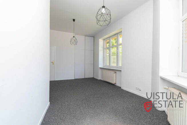 Lokal biurowy na parterze kamienicy | 28 m2