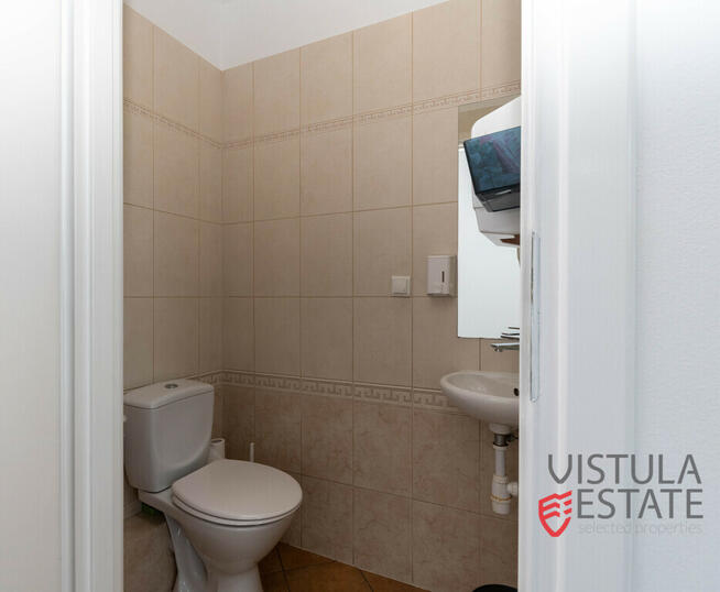 Lokal biurowy na parterze kamienicy | 28 m2